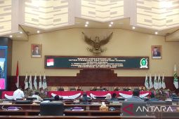 Wagub sampaikan LKPJ Gubernur tahun 2022  kepada DPRD Kaltim