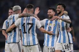 Messi cetak trigol saat Argentina bantai Curacao 7-0