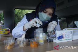Loka Pom Belitung periksa 40 sampel makanan berbuka puasa di Belitung Timur