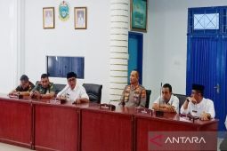 Bupati Madina sebut pemda sangat konsen perjuangkan hak warga Desa Singkuang I