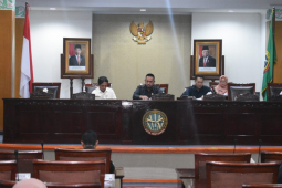 Wali Kota sampaikan jawaban terkait tiga Raperda di DPRD Pontianak