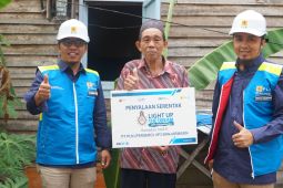 PLN sukses nyalakan mimpi 3.024 warga melalui program Light Up the Dream