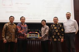 FKUI luncurkan produk alat fiksasi permudah pasien fraktur tulang pelvis