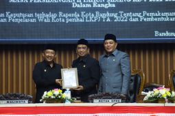 Wali Kota Bandung: Disetujuinya Raperda Pemakaman tingkatkan layanan publik