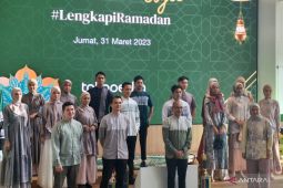 Melati, batik Garut dan songket dalam koleksi busana Lebaran 1444 H