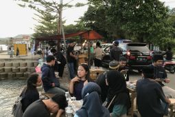 Kedai Karibo Coffe kembali sediakan  takjil gratis untuk warga