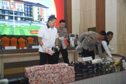 Polisi gagalkan peredaran ribuan pil ekstasi