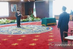 Gubernur Isran Noor lantik pejabat pimpinan tinggi pratama