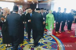 Kaltim kemarin, pelantikan pejabat Pemprov hingga  operasi pasar 5.600 elpiji 3 Kg