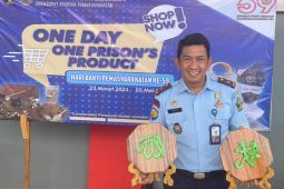 Masyarakat borong hasil karya warga binaan Lapas Banjarbaru
