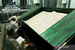 Tadarus Alquran raksasa di Banyuwangi