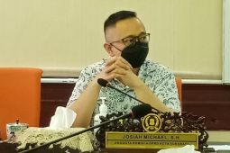 Legislator kawal Pemkot Surabaya permudah penerbitan IMB rumah ibadah