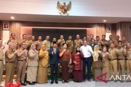 Pj Gubernur Suganda terima memori jabatan