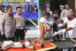 Polres Kota Sidoarjo musnahkan knalpot brong balap liar