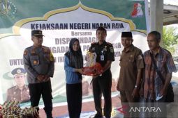 Kejari Nagan Raya gelar pasar murah bagi masyarakat penuhi kebutuhan pokok di bulan Ramadhan