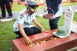 Peringati HBP ke-59, Kakanwil Kemenkumham Banten ziarah ke Makam Pahlawan Ciceri