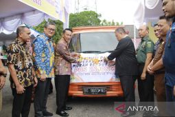 Belitung Timur gelar pasar murah bahan pokok bersubsidi