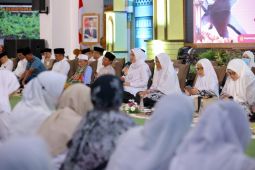 Pemkab Banyuwangi gelar khotmil Qur'an bersama hafidzah