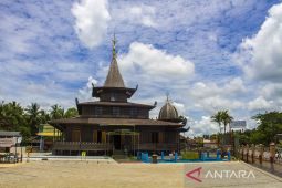 Masjid Ba'angkat Di Kalsel