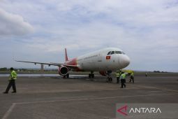 Dua pesawat Vietnam Airlines bersenggolan di Bandara Hanoi