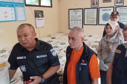 Bupati Jember siap percepat distribusi bantuan pangan kepada 217.060 KPM