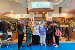 Pupuk Kaltim fasilitasi dua batik binaan di Inacraft 2023 siap tembus pasar global