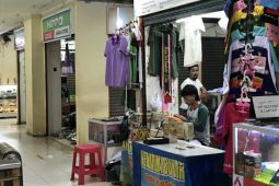 Tukang jahit di Ambon banjir orderan jelang Lebaran Idul Fitri