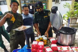 Petugas WH gerebek swalayan Indomaret jual nasi siang hari