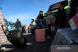 Menparekraf minta tempat wisata antisipasi lonjakan COVID-19 saat libur Lebaran