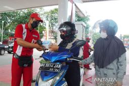 Isi BBM di 131 SPBU di Sumbagsel dapat takjil gratis