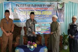 Enam LKSA di Kecamatan Kandangan terima bantuan sosial