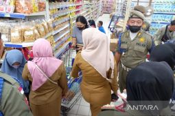 Satpol PP Bengkulu data belasan ASN yang berbelanja saat jam kerja