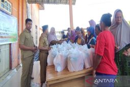 Pasar murah di Kusan Hulu "ludes" diserbu warga