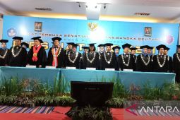 Peringatan Dies Natalis ke- 17 Tahun, UBB Gelar Rapat Terbuka Senat