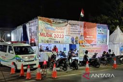 Dinkes Kabupaten Bekasi bangun 15 posko Lebaran di jalur mudik