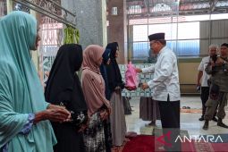 Bupati Tabalong minta petani Kelua tingkatkan produksi padi untuk dukung IKN
