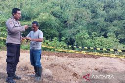 Polisi segel "kuburan" kembang api di Cigudeg Bogor