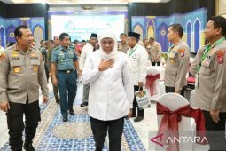 Khofifah gerakkan lintas sektoral amankan kebutuhan Idul Fitri