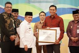 Pemprov Jambi berikan jaminan sosial ketenagakerjaan ke 76.016 warga miskin