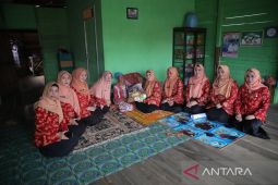 DWP Tanah Bumbu berbagi kasih di bulan Ramadhan