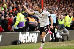 Manchester United naik ke peringkat tiga usai kalahkan Nottingham 2-0