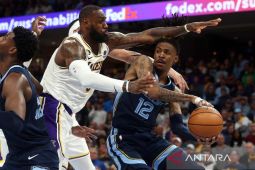 NBA: Lakers bekuk Grizzlies di babak playoff diwarnai cedera