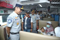 Kementerian BUMN Lepas 15 Ribu Peserta Mudik Bersama BUMN 2023 Moda Kereta Api
