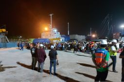 Arus Mudik - KM Sawita berangkatkan 229 pemudik rute Belitung - Jakarta