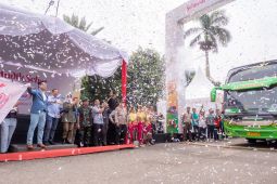 Gubernur lepas ribuan pemudik di Kantor Bapenda Jabar