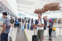ARUS MUDIK - 34.484 pemudik di Bandara Syamsudin Noor pada H-5 Lebaran