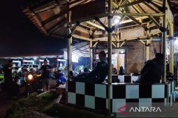Para pemudik manfaatkan sejumlah tempat istirahat di Cianjur