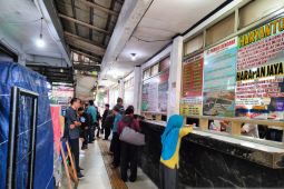 Puncak arus mudik Lebaran di terminal bus Bandung mulai Rabu ini