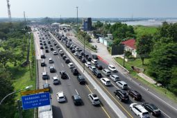 Jalur satu arah diperpanjang dari tol Japek KM 68 sampai KM 414 Kalikangkung