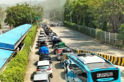 Sejumlah pemudik terus berdatangan di Pelabuhan Bakauheni pada H-3